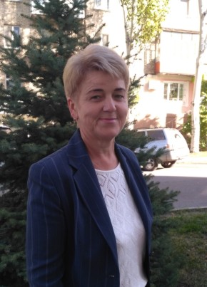 Валентина, 60, Україна, Луганськ