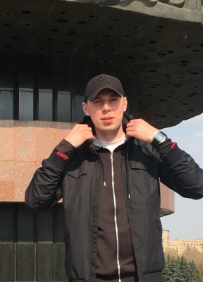 Евгений из Химки 37 лет