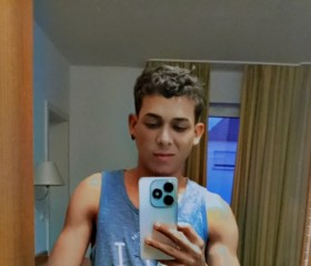 Esteban, 21, Dresden