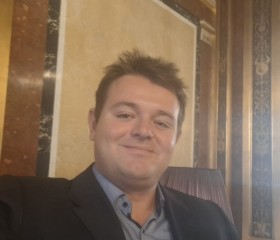 Matthias, 32, Vienna