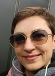 Kseniya, 39, Saint Petersburg