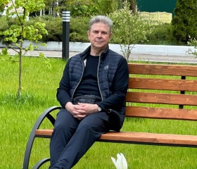 Pyetr, 65, Kikerino