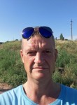Олег, 47 лет, Дніпрорудне