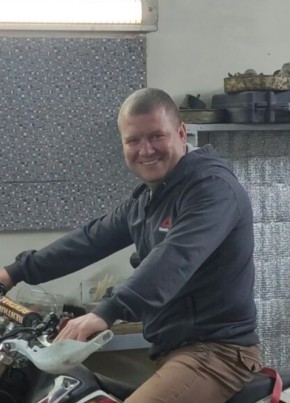 Дмитрий из Москвы 36 лет