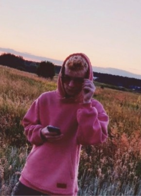 Павел из Рязани 22 года