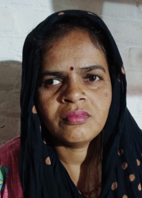 Sangeeta, 40, India, Kashipur