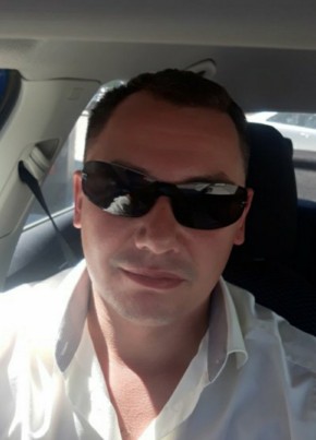 Александр из Малоярославеца 41 год
