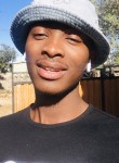 Thabo, 21 год, Francistown