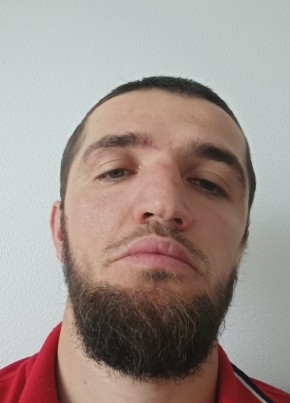 Амир из Санкт-Петербурга 31 год