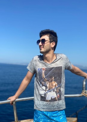 Eyup из İzmir 29 лет