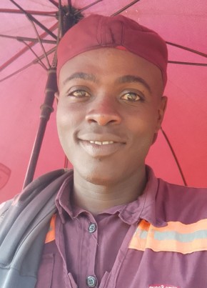Derrick из Kampala 24 года