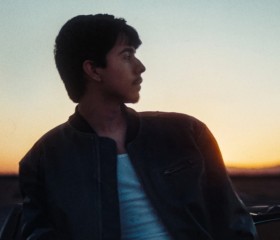 O, 18, Phoenix