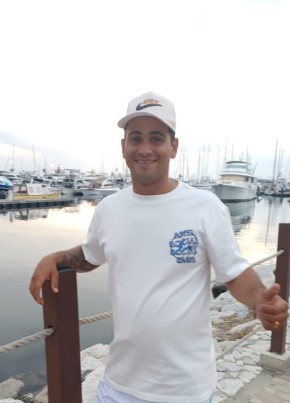 Andres из Santafe de Bogotá 23 года
