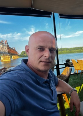 Goran из Београда 42 года