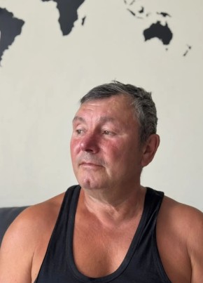Игорь из Новосибирска 57 лет