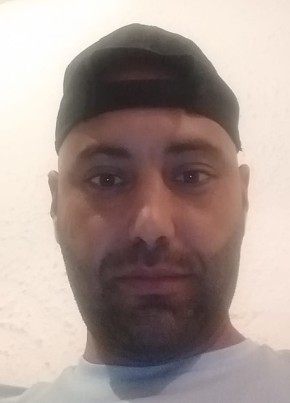 Ahmed, 34, République Française, Monteux