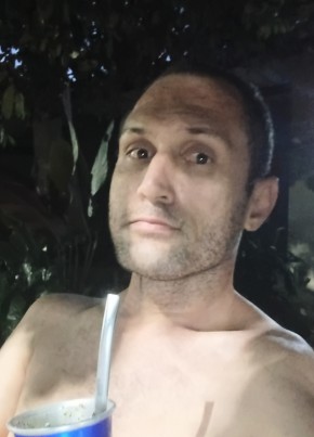 Bruno dos Santos из Campo Grande 34 года