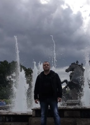 Viktor, 18, Russia, Moscow