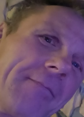 Андрей из Новомосковска 51 год