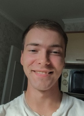 никита из Владивостока 21 год