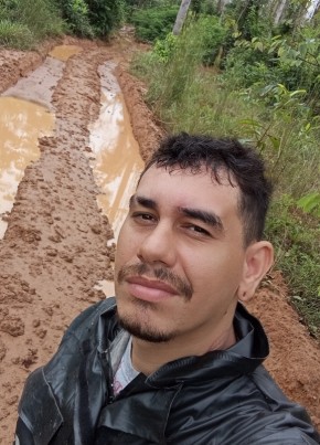 Jonathan из Pimenta Bueno 31 год