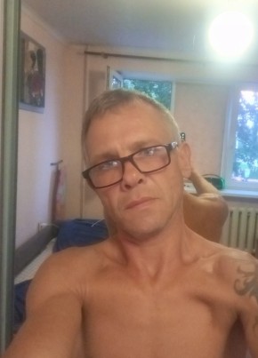 Александр из Калининграда 50 лет
