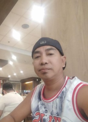 Joel из Maynila 44 года