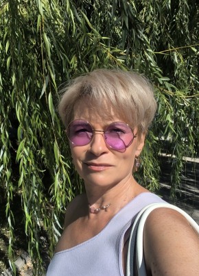 Ирина из Ростова-на-Дону 55 лет