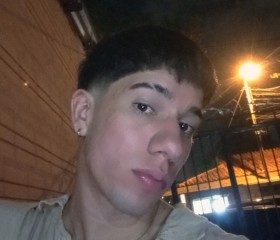 Alejandro, 19, Nemby