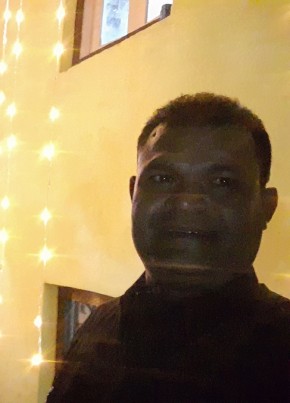 Sanip, 18, Nepal, Kathmandu