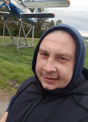 Павел из Барнаула 37 лет