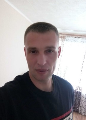 Иван, 39, Россия, Лесной