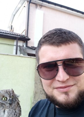 Andre, 31, Russia, Simferopol