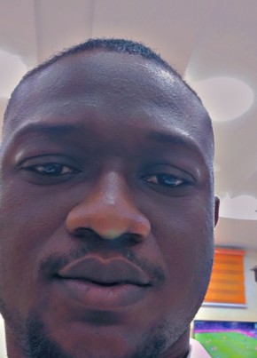 Abiola Kolawole из Таганрога 25 лет
