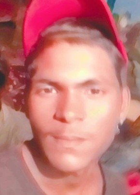 Yovahrnl, 18, India, Vrindāvan