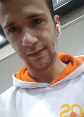 Стас из Иркутска 23 года