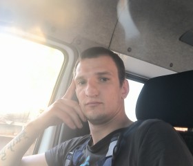 Сергей, 32 года, Струги-Красные