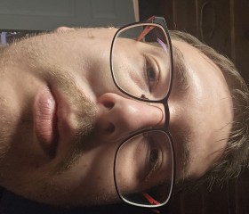Steven, 25, Quebec City