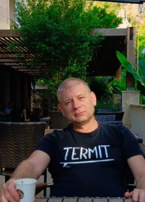 Sergey, 47, Russia, Saratov