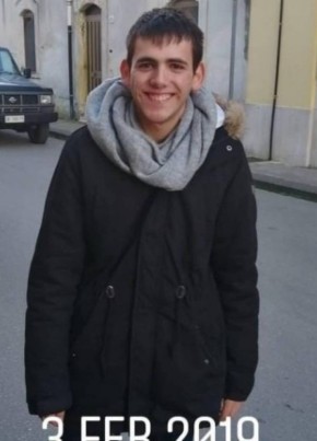 Vincenzo, 24, Italy, Catania