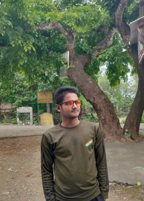 Ratan Sarkar, 20, India, Bongaigaon