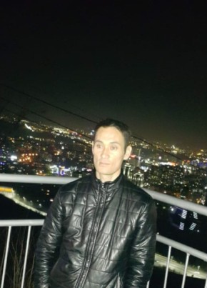 Askar Raimbekov, 37, Kazakhstan, Almaty