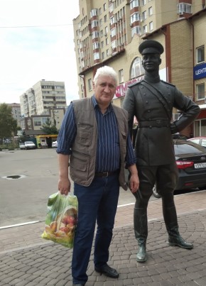Vasiliy, 66, Russia, Moscow
