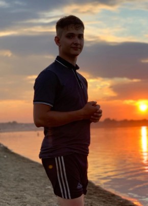 Владислав, 28, Россия, Каменск-Уральский
