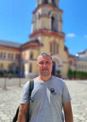 Миша из Омска 49 лет