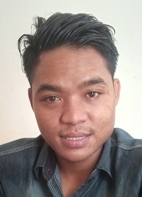 Setyo netral, 23, Indonesia, Kota Surabaya