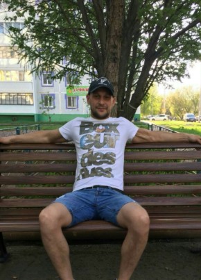 Александр, 37, Россия, Альметьевск