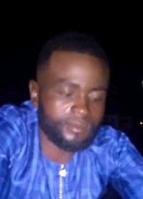 Joël из Douala 29 лет