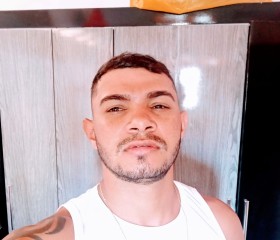 Rodrigo, 33, Santa Cruz