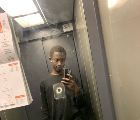 baye matar, 22, Verona